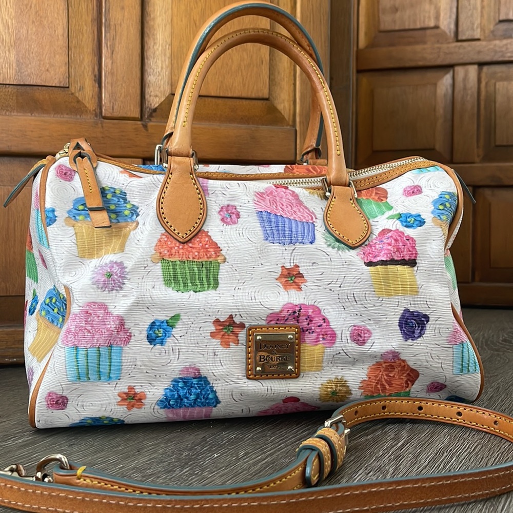 🧁🌸 DOONEY & BOURKE 🌸🧁